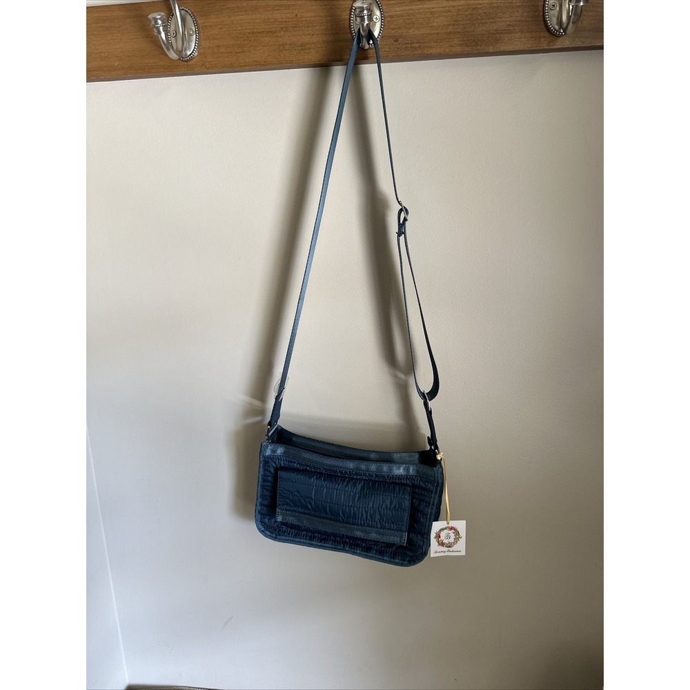 Tommy Bahama Mini Mighty Quilted Travel Puffer Crossbody Bag Blue